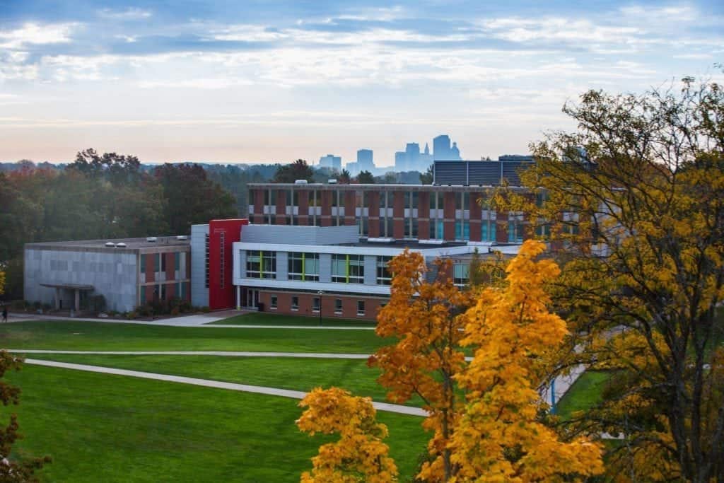 University Of Hartford Notable Alumni INFOLEARNERS